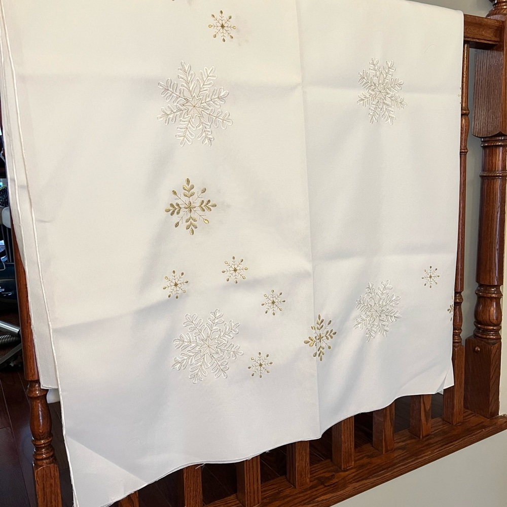 White Tablecloth with Gold Snowflake Embroidery
